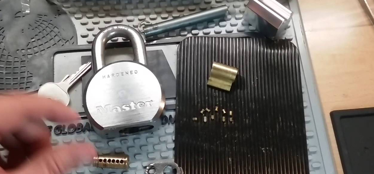 Rekey Master Lock in Valle Vista